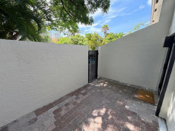 7 East, 575 NE 7th Ave #4B, Fort Lauderdale, Florida 33301, image 3