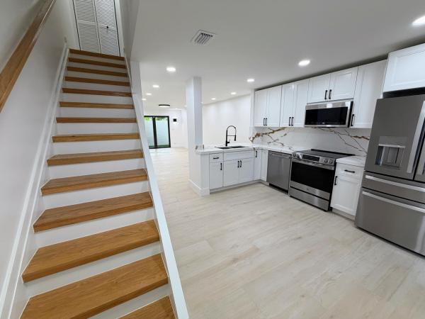 7 East, 575 NE 7th Ave #4B, Fort Lauderdale, Florida 33301, image 1