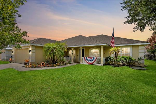 Hidden Oaks, 2585 SW National Cir, Port St. Lucie, Florida 34953, image 2