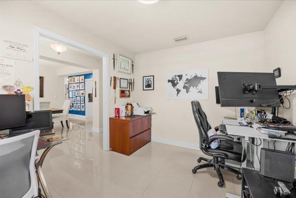 Hidden Oaks, 2585 SW National Cir, Port St. Lucie, Florida 34953, image 2