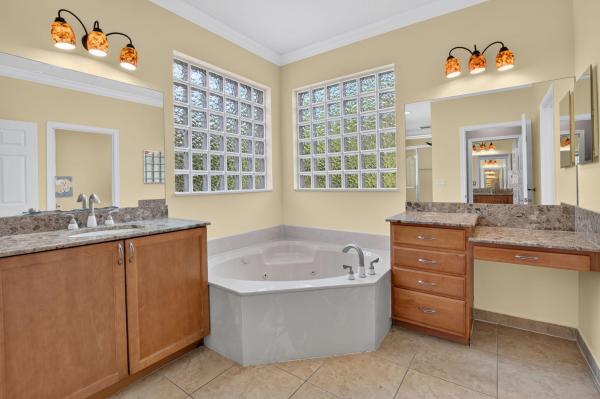 Palmyra Estates, 1088 Grove Park Cir, Boynton Beach, Florida 33436, image 1