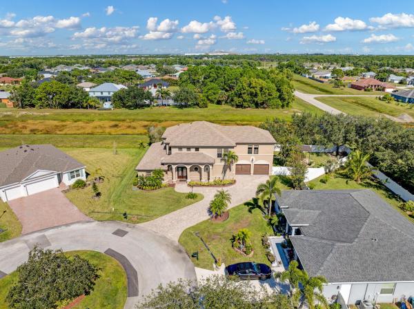 5811 NW Blue Bonnet Ct, Port St. Lucie, Florida 34986, image 3