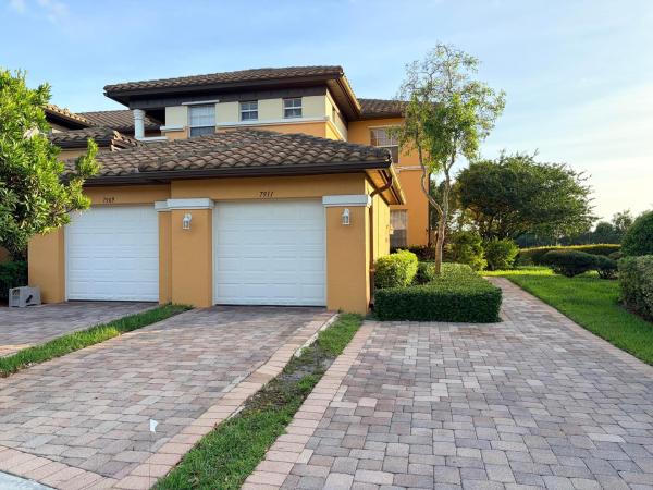 7911 NW 128th Ln #11-C, Parkland, Florida 33076, image 2
