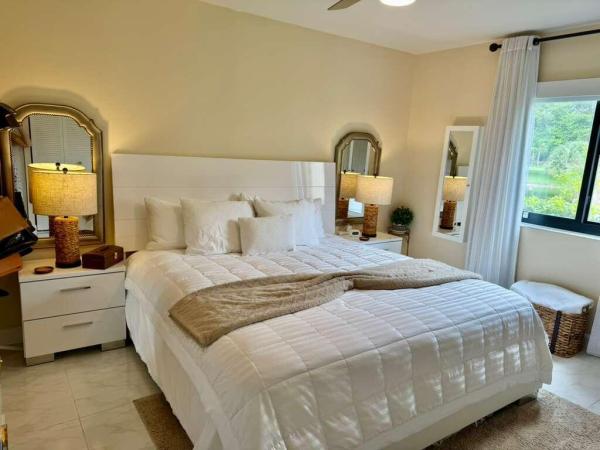 912 SW 9th Street Cir #105, Boca Raton, Florida 33486, image 1