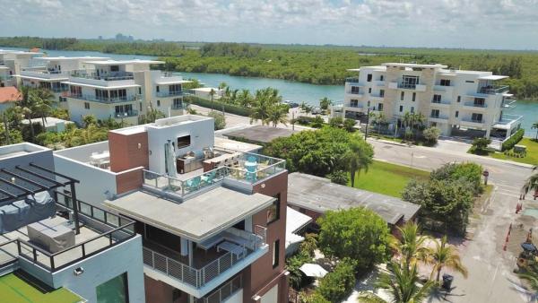 Hollywood Central Beach, 348 Balboa St, Hollywood, Florida 33019, image 3