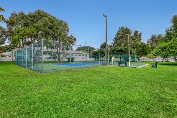 3630 Alder Dr #H1, West Palm Beach, Florida 33417, image 2