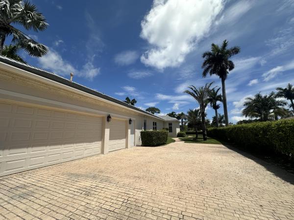 Atlantis Estates, 645 Atlantis Estates Way, Atlantis, Florida 33462, image 2