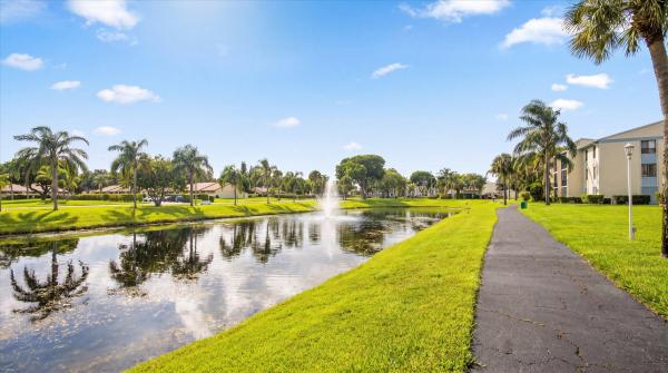The Palm Club, 1113 Green Pine Blvd #C2, West Palm Beach, Florida 33409, image 1