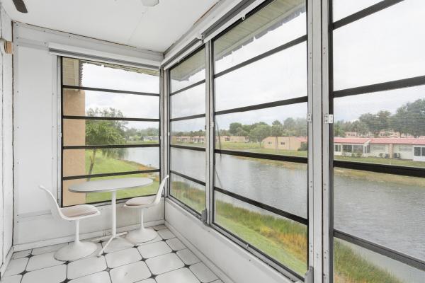 180 Lake Frances Dr, West Palm Beach, Florida 33411, image 2