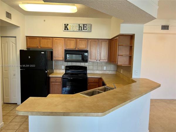 Mezzano At Baywinds, 9887 Baywinds Dr #4305, West Palm Beach, Florida 33411, image 2