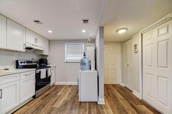 Sands Point, 8370 Sands Point Blvd #208H, Tamarac, Florida 33321, image 1