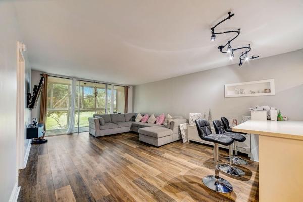 Sands Point, 8370 Sands Point Blvd #208H, Tamarac, Florida 33321, image 2