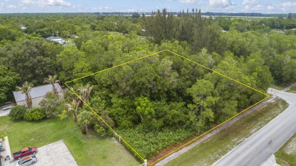 4675 Mandarin Blvd, Loxahatchee, Florida 33470, image 2