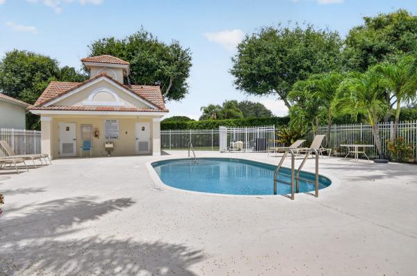 Village At The Green, 11585 Green Golf Ln, Boynton Beach, Florida 33437, image 3
