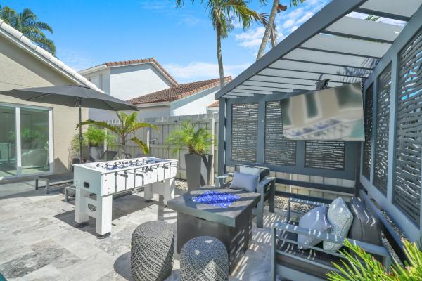 Stonebriar At Maplewood, 116 Cypress Cv, Jupiter, Florida 33458, image 2