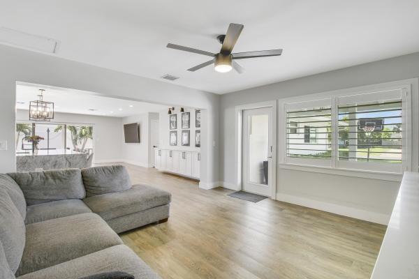 North Palm Beach Village, 523 Harbour Rd, North Palm Beach, Florida 33408, image 1