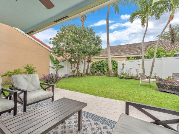 Siena Oaks, 1097 Roble Way, Palm Beach Gardens, Florida 33410, image 3