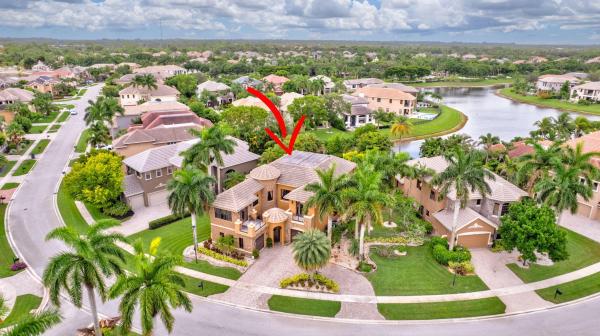 Versailles At Wellington, 3501 Collonade Dr, Wellington, Florida 33449, image 2
