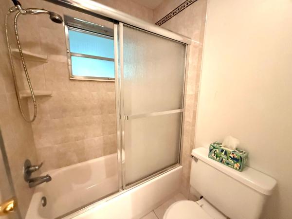 Pine Point Villas, 200 Pine Point Dr #B, Boynton Beach, Florida 33435, image 1