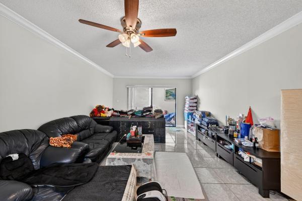 Las Vistas At Doral, 8290 Lake Dr #305, Doral, Florida 33166, image 2