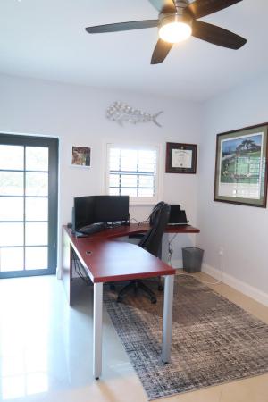 The Oaks At Hidden Harbour, 4400 Hidden Harbour Ter, Dania Beach, Florida 33312, image 1