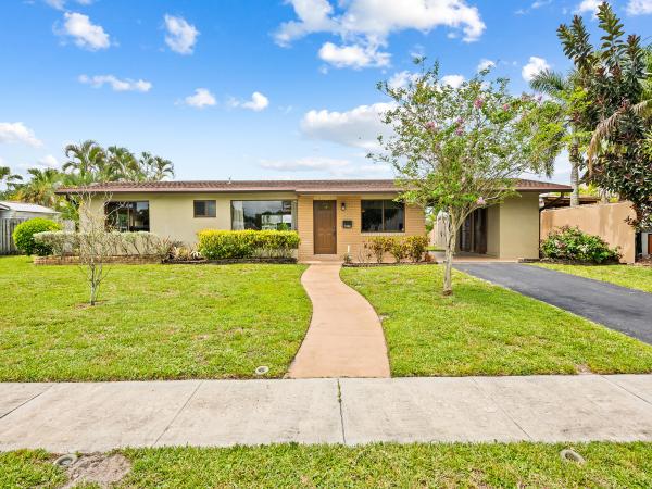 Plantation Isles, 5960 SW 13th St, Plantation, Florida 33317, image 2