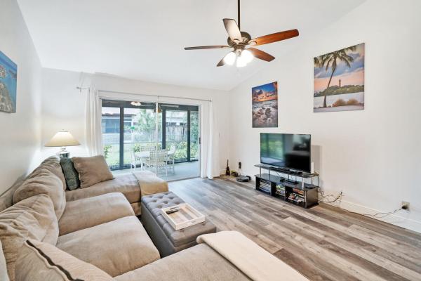 Jupiter Village, 113 Pinewood Ct, Jupiter, Florida 33458, image 1
