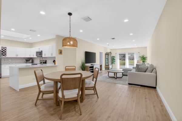 Parkshore At Whisper Walk, 8350 Springlake Dr, Boca Raton, Florida 33496, image 2