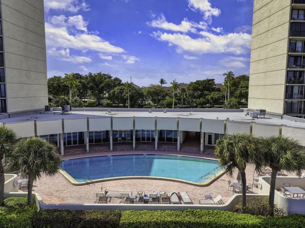 Quay North, 136 Lakeshore Dr #210, North Palm Beach, Florida 33408, image 3