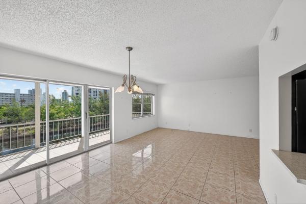 Fairways Riviera, 400 Diplomat Pkwy #612, Hallandale Beach, Florida 33009, image 1