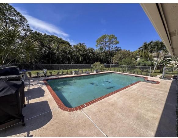 8264 Palomino Dr, Lake Worth, Florida 33467, image 2