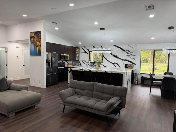 8264 Palomino Dr, Lake Worth, Florida 33467, image 3