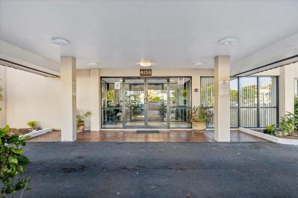 The Manors Of Inverrary, 4156 Inverrary Dr #112, Lauderhill, Florida 33319, image 1