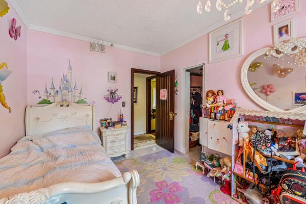 Poinciana Island Yacht & Racquet Club, 430 Poinciana Dr #1710, Sunny Isles Beach, Florida 33160, image 1