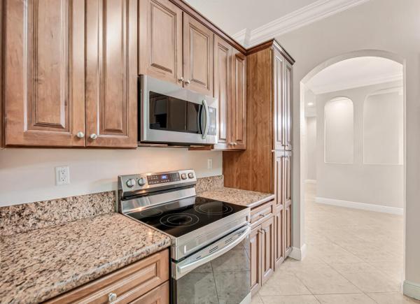 Windjammer Cove At Baywinds, 9778 Bowline Dr #201, West Palm Beach, Florida 33411, image 2