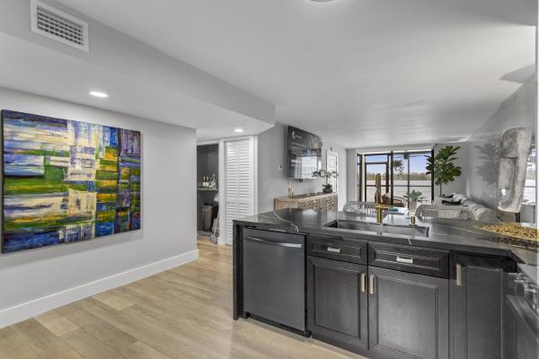 Lake Emerald, 118 Lake Emerald Dr #110, Oakland Park, Florida 33309, image 2