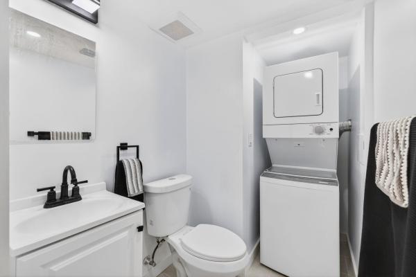 Habitat 2, 5611 NW 21st St #8-A, Lauderhill, Florida 33313, image 2