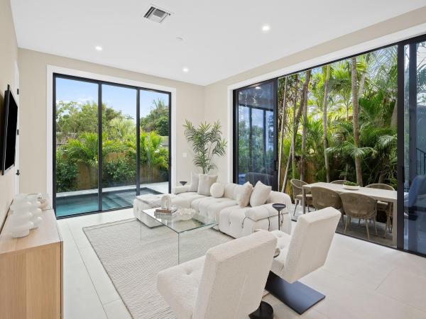Poinsettia Heights, 1401 NE 16th Ave, Fort Lauderdale, Florida 33304, image 1