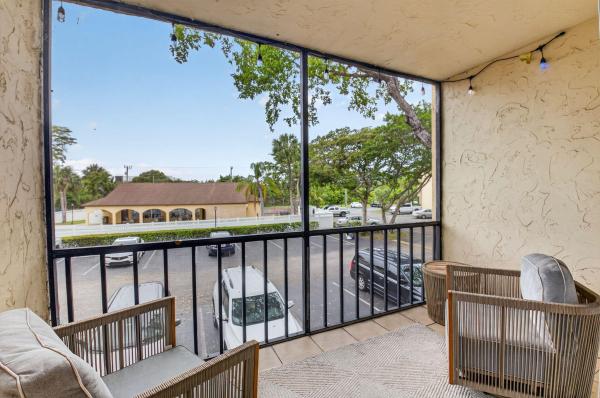 Casa Del Rio, 480 NW 20th St #205, Boca Raton, Florida 33431, image 1