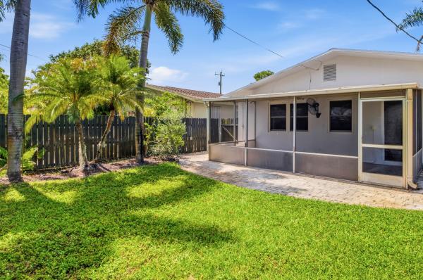 Central Oakland Park, 735 NE 34th Ct, Oakland Park, Florida 33334, image 1
