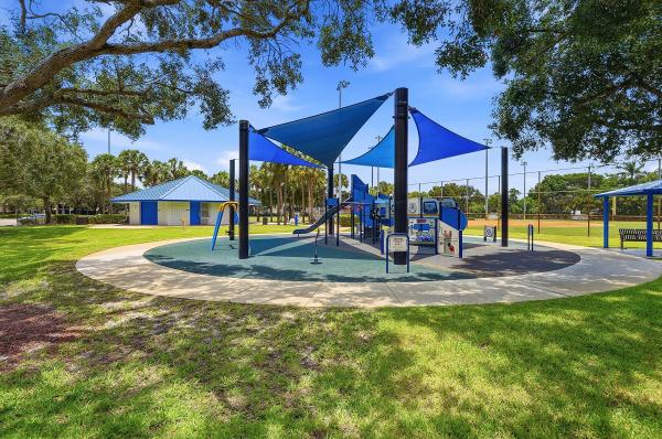 Karanda Village 1, 3349 Cocoplum Cir #33129, Coconut Creek, Florida 33063, image 3
