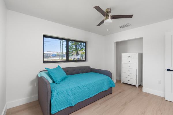 Decarie, 303 De Carie St, Delray Beach, Florida 33444, image 2