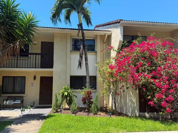 Vallhala Village, 22415 SW 61st Way #106, Boca Raton, Florida 33428, image 2