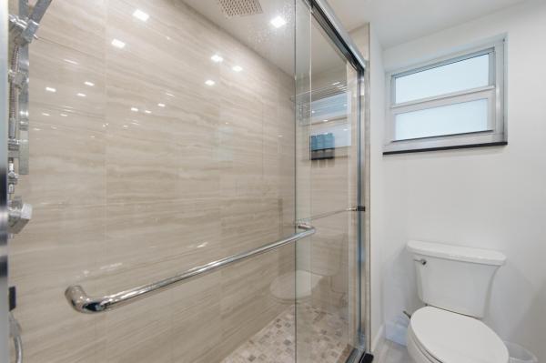 Tiara East, 333 NE 21st Ave #1422, Deerfield Beach, Florida 33441, image 1