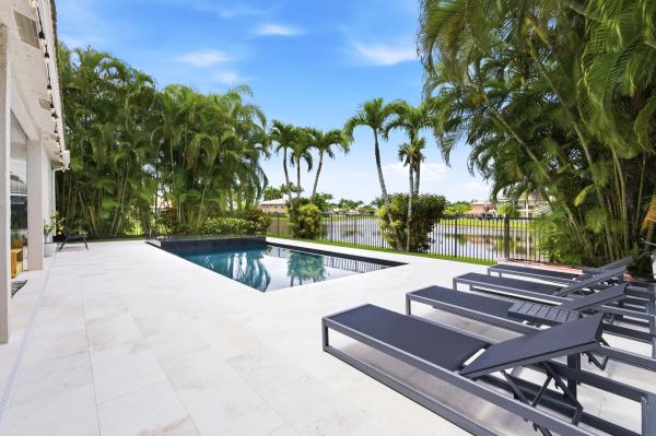Saturnia, 19123 Two River Ln, Boca Raton, Florida 33498, image 1