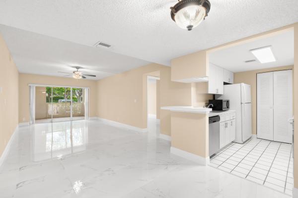 Citation Way, 9855 Westview Dr #714, Coral Springs, Florida 33076, image 1