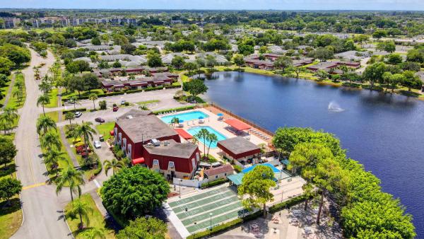 300 Cape Cod Cir, Lake Worth Beach, Florida 33467, image 1