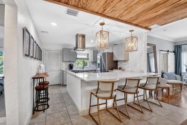Colonial Estates, 500 Churchill Rd, West Palm Beach, Florida 33405, image 2