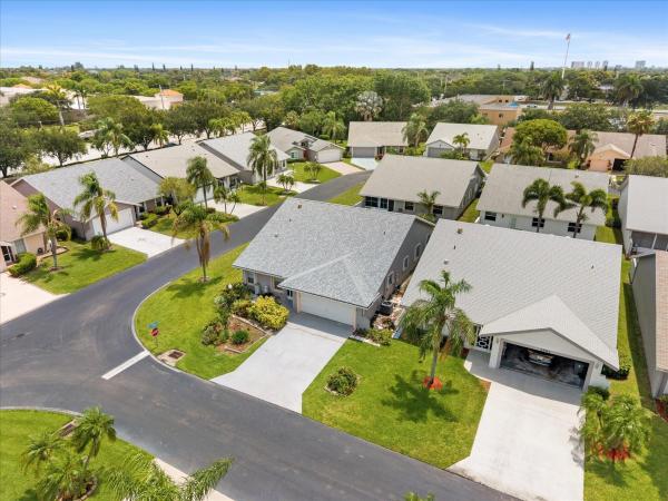 Cypress Lakes, 3897 Dafilee Cir, West Palm Beach, Florida 33417, image 2