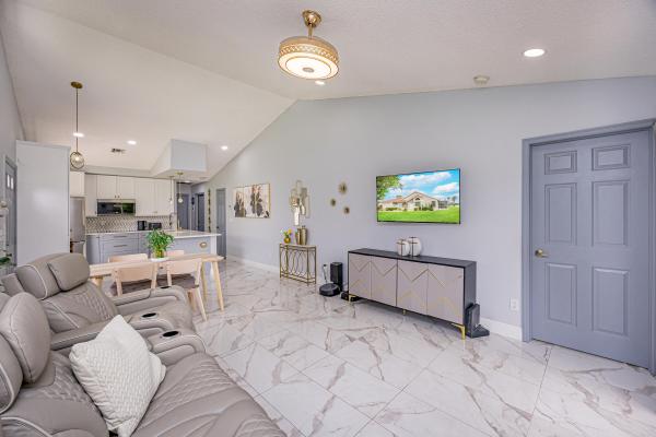 6100 Bear Creek Ct, Lake Worth, Florida 33467, image 2